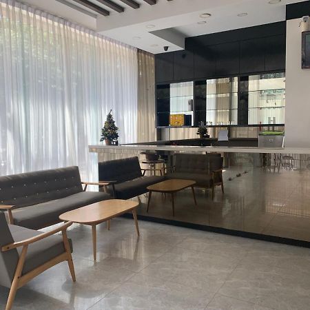 Oyo 676奥萨卡酒店 Batam 外观 照片